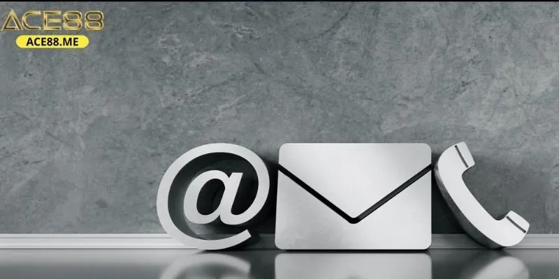 Liên lạc qua email của cổng game